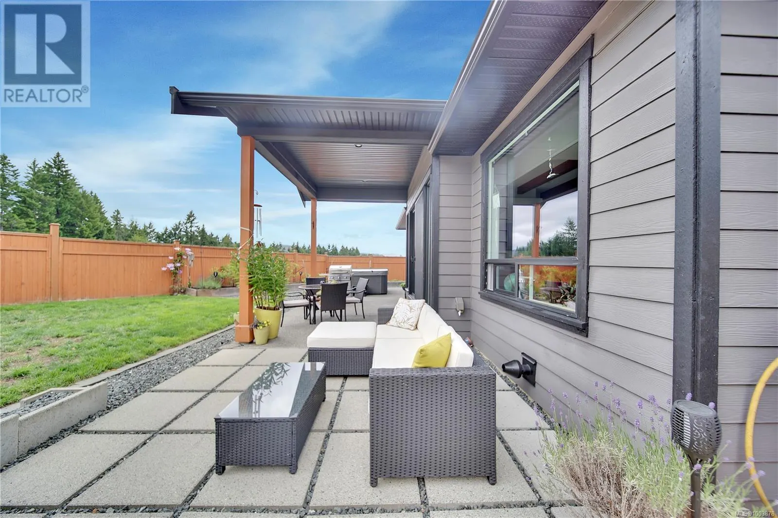 3184 Fernwood Lane