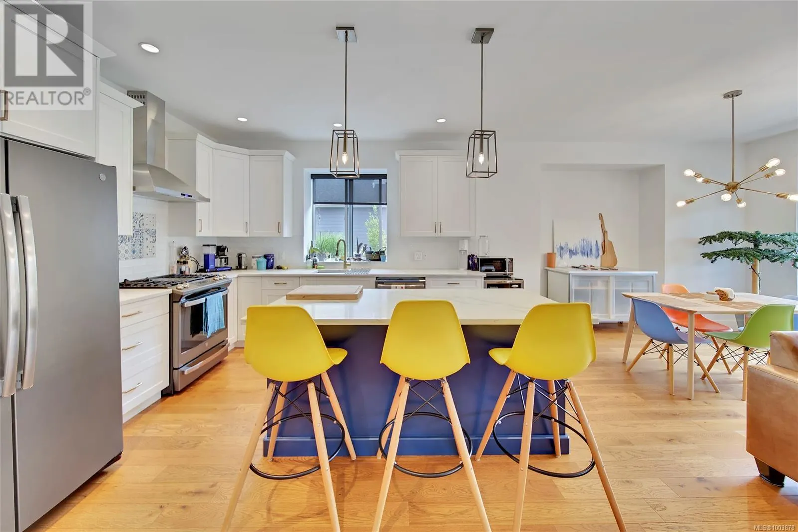 3184 Fernwood Lane