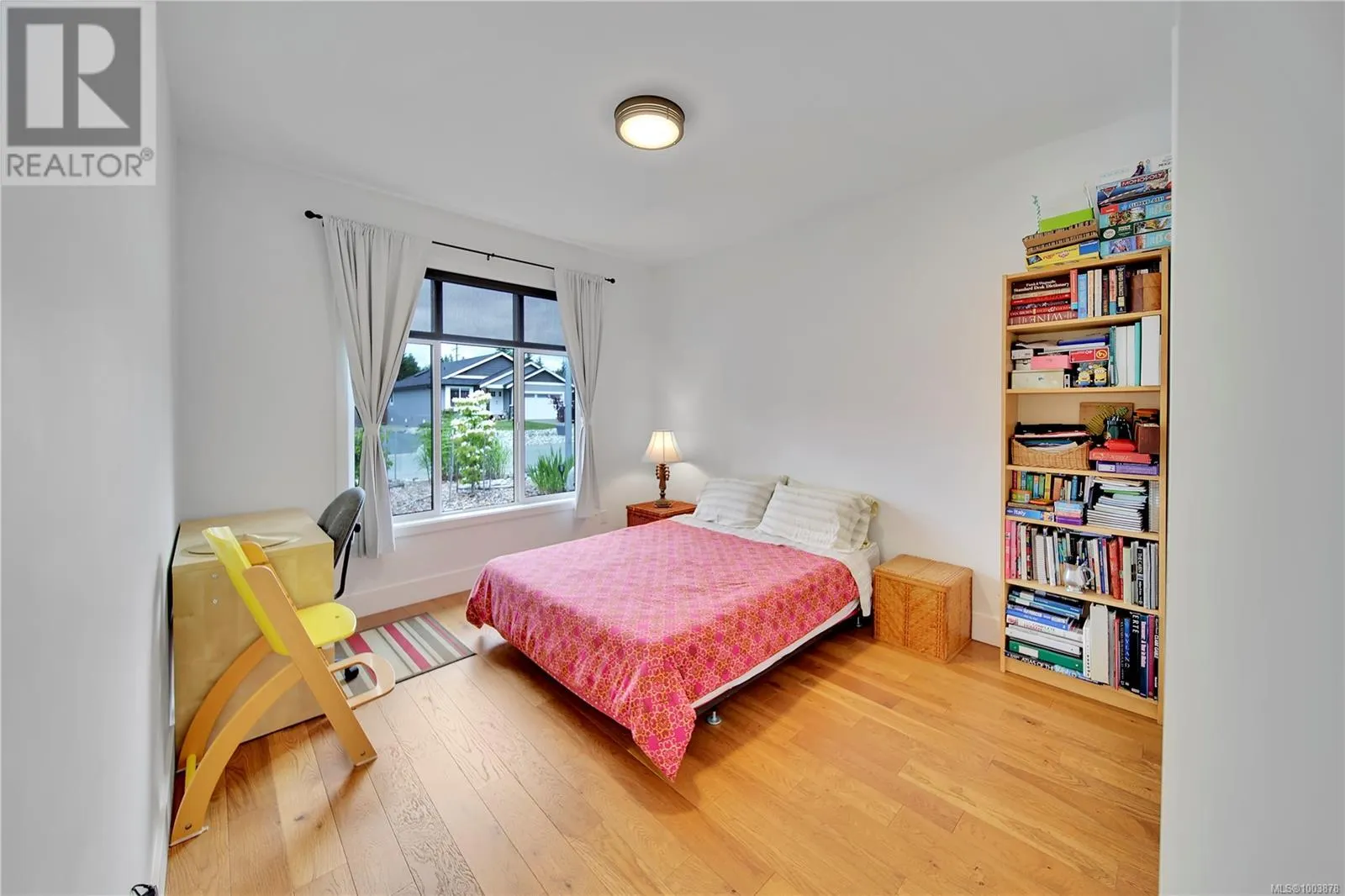 3184 Fernwood Lane