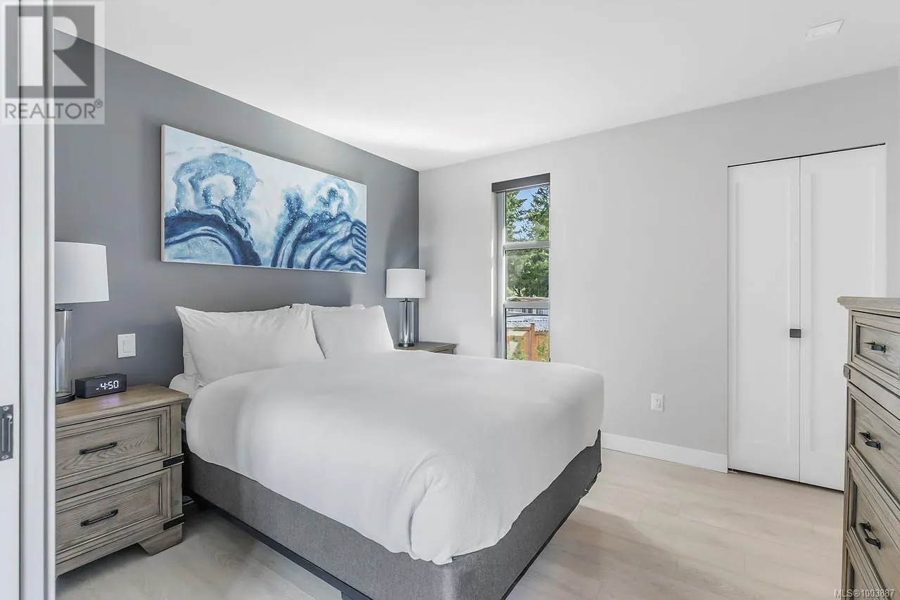 48 1175 Resort Dr