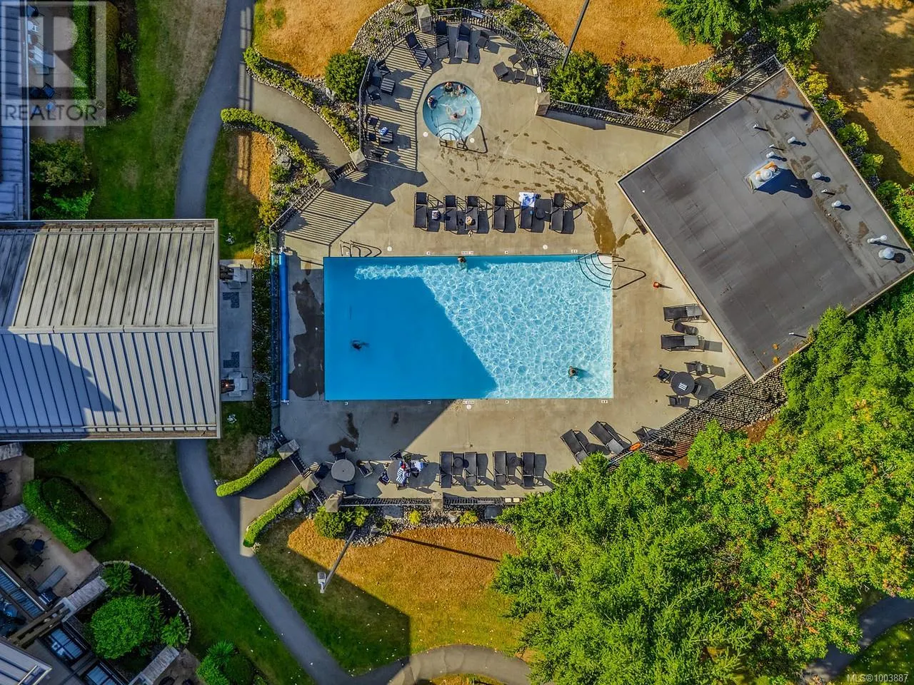 48 1175 Resort Dr
