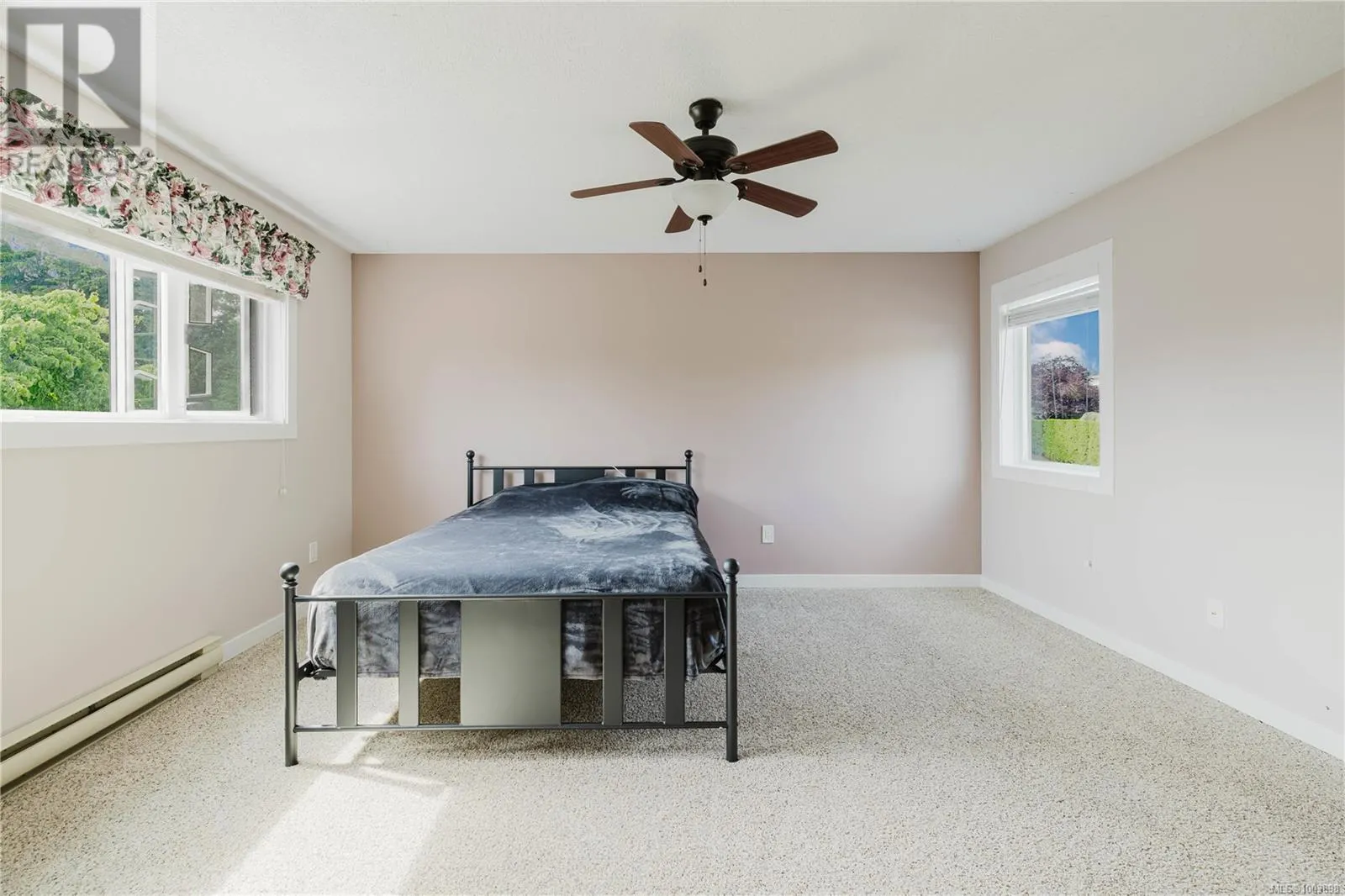 1 3049 Brittany Dr