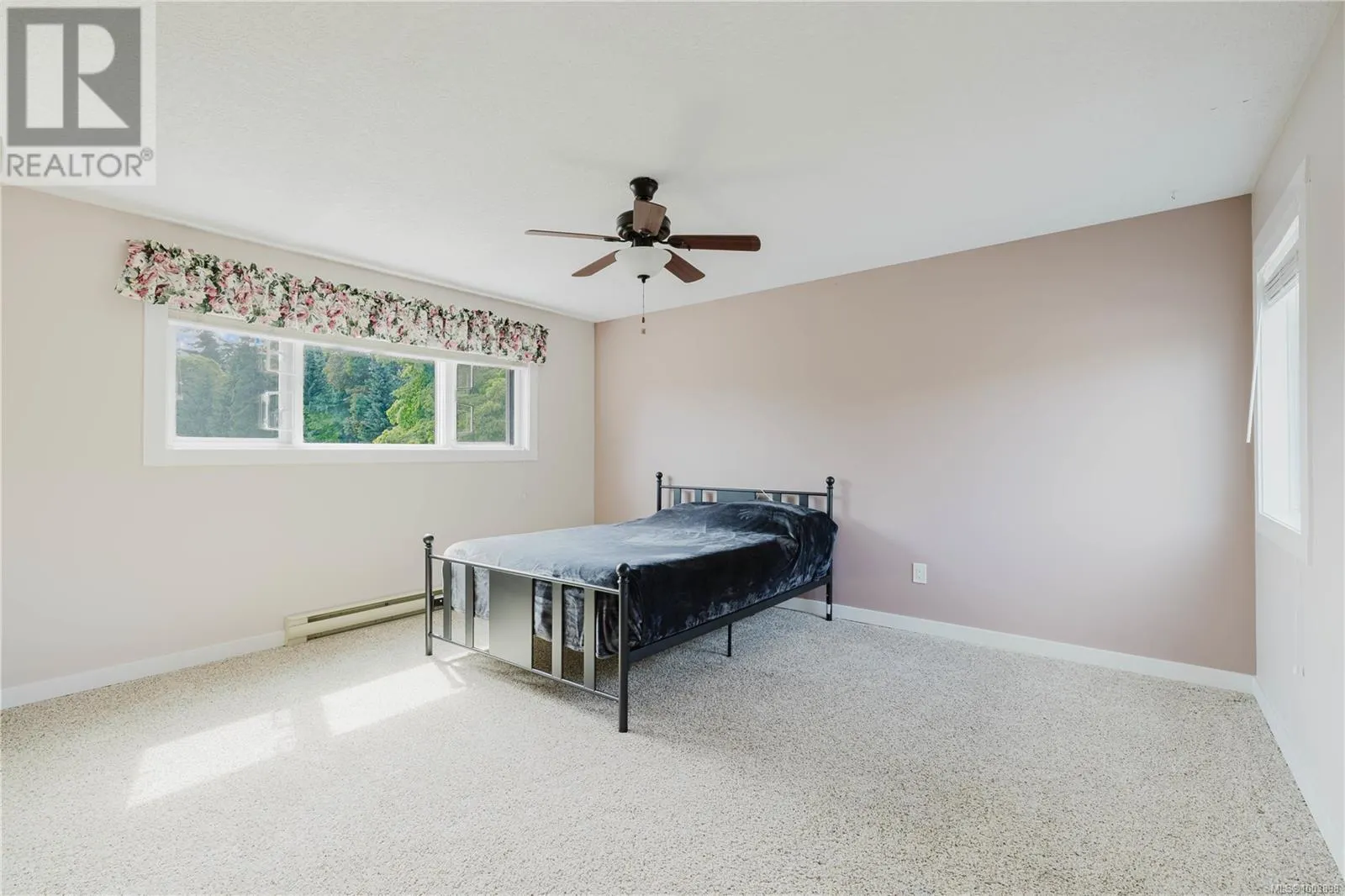 1 3049 Brittany Dr