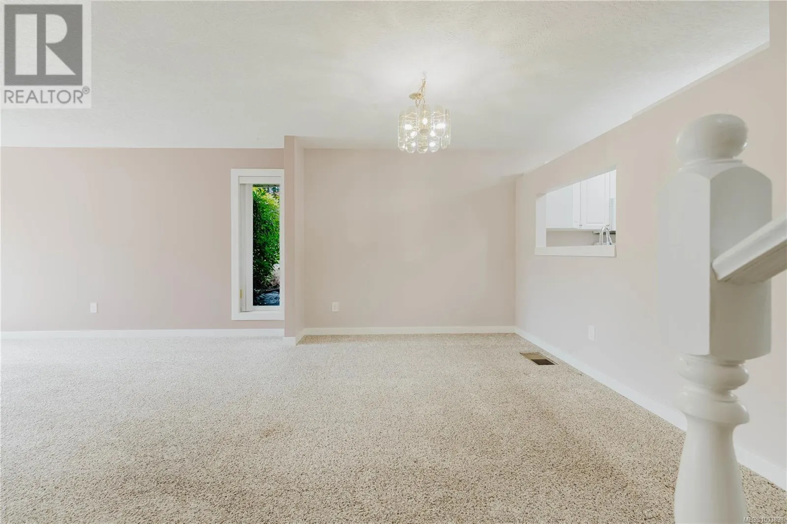 1 3049 Brittany Dr