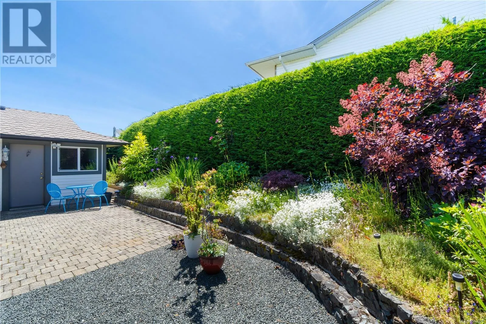 6039 Icarus Dr