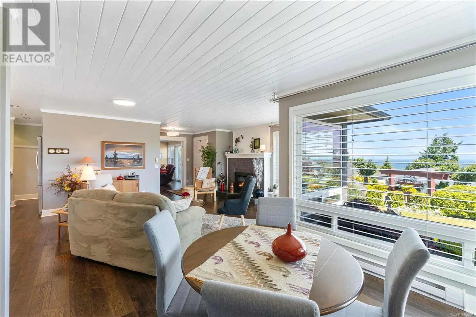 6039 Icarus Dr