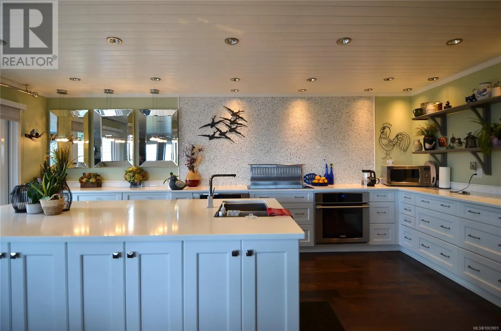 6039 Icarus Dr