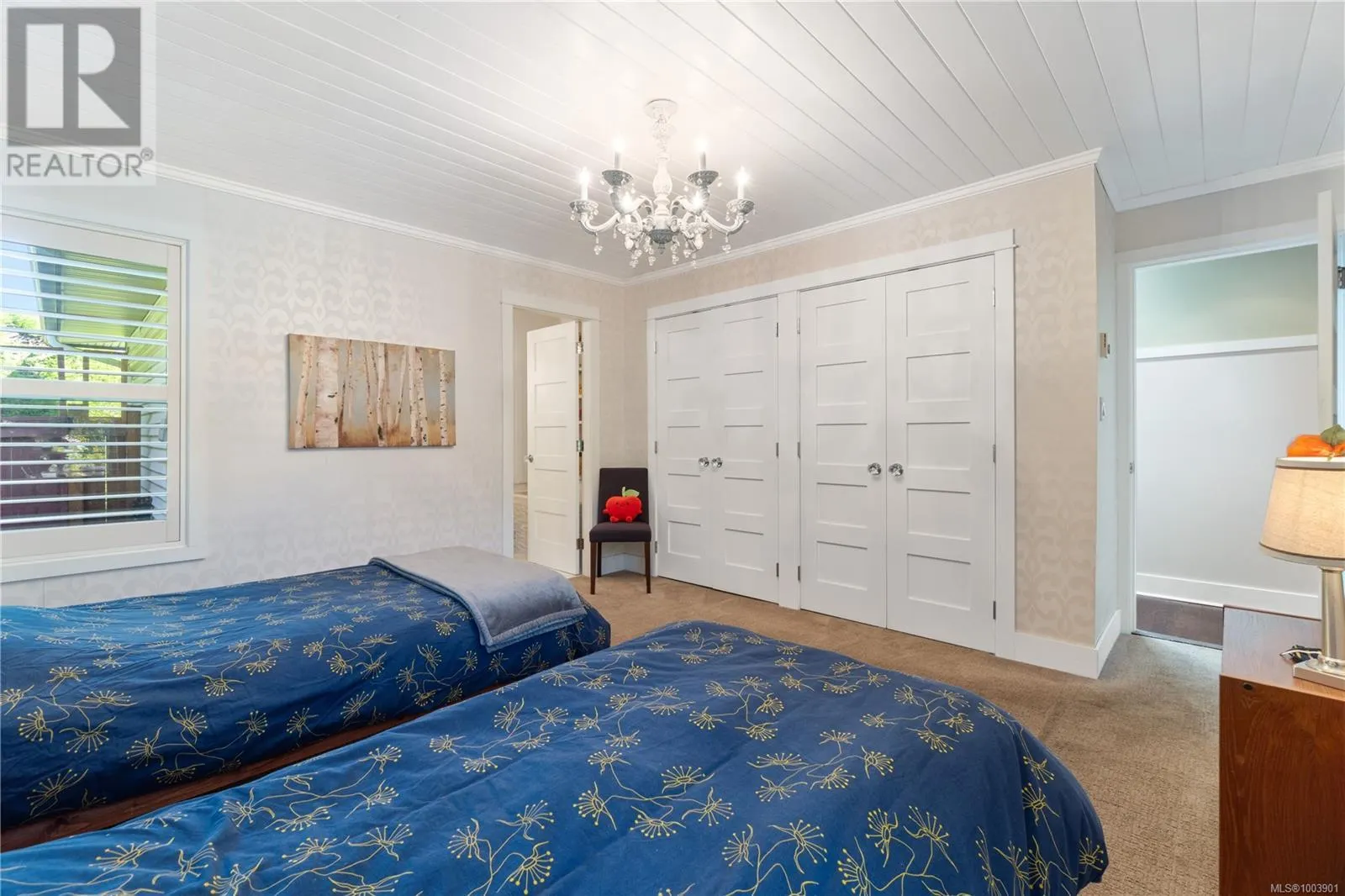 6039 Icarus Dr