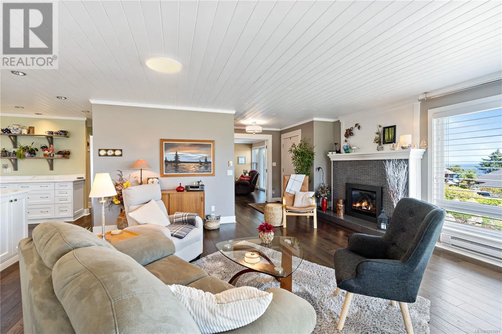 6039 Icarus Dr