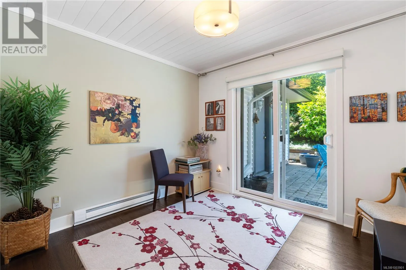 6039 Icarus Dr