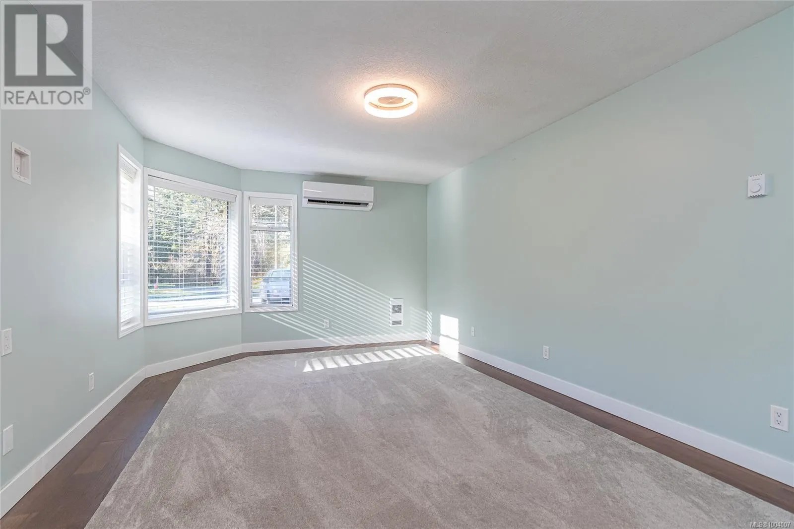1533 Braddock Rd
