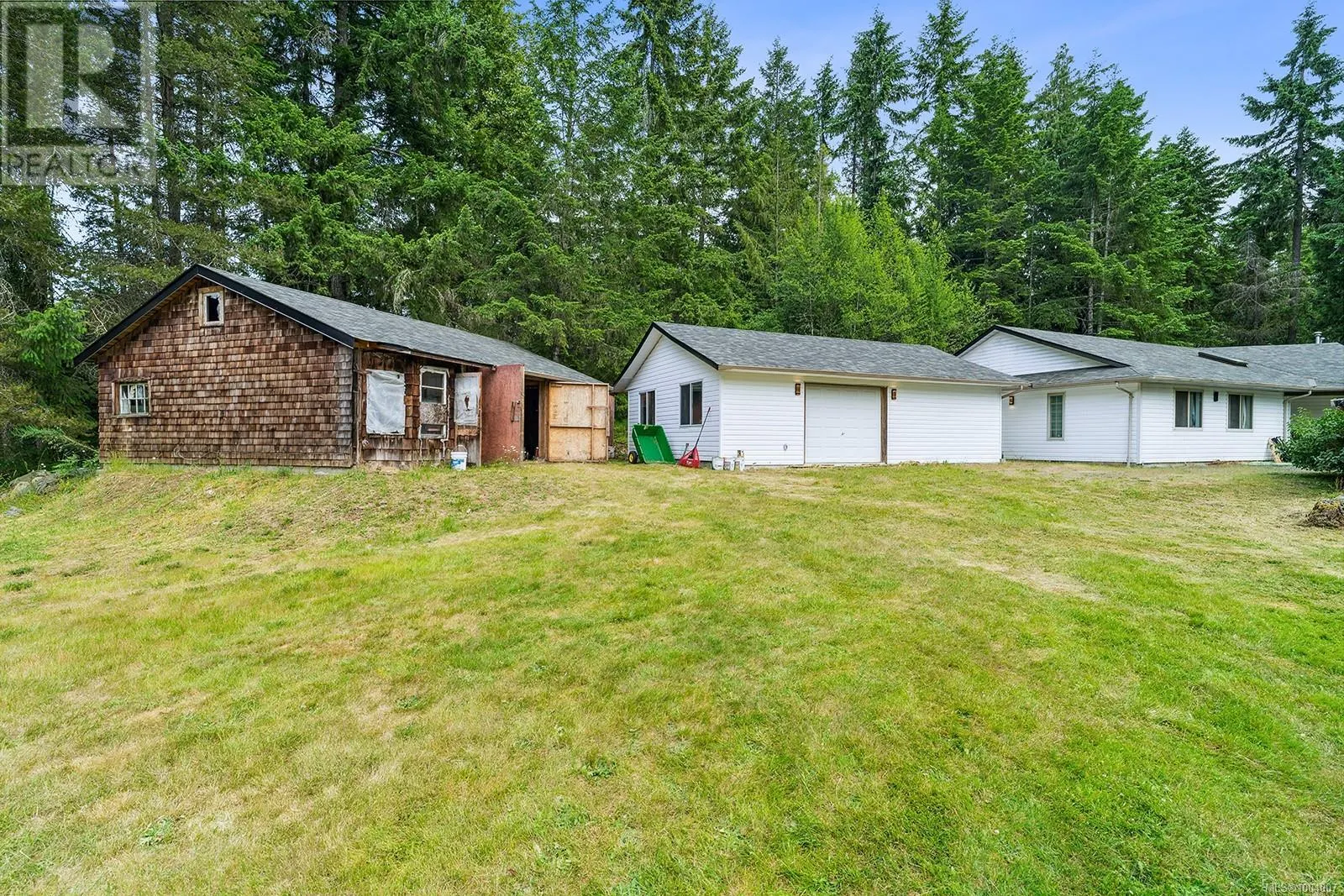 1533 Braddock Rd
