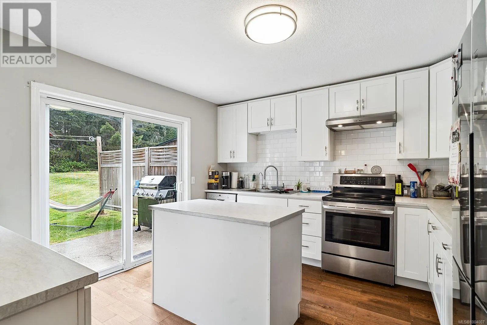 1533 Braddock Rd