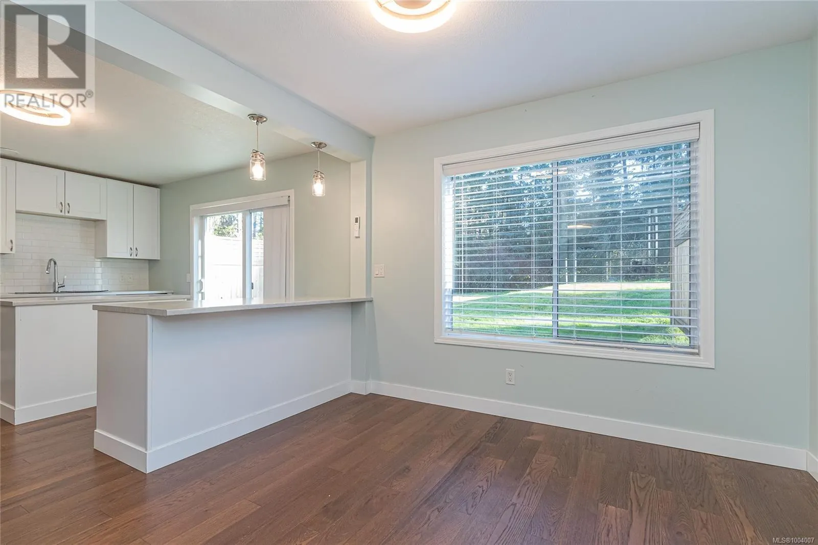 1533 Braddock Rd