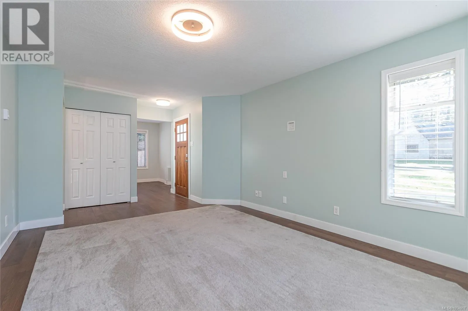 1533 Braddock Rd