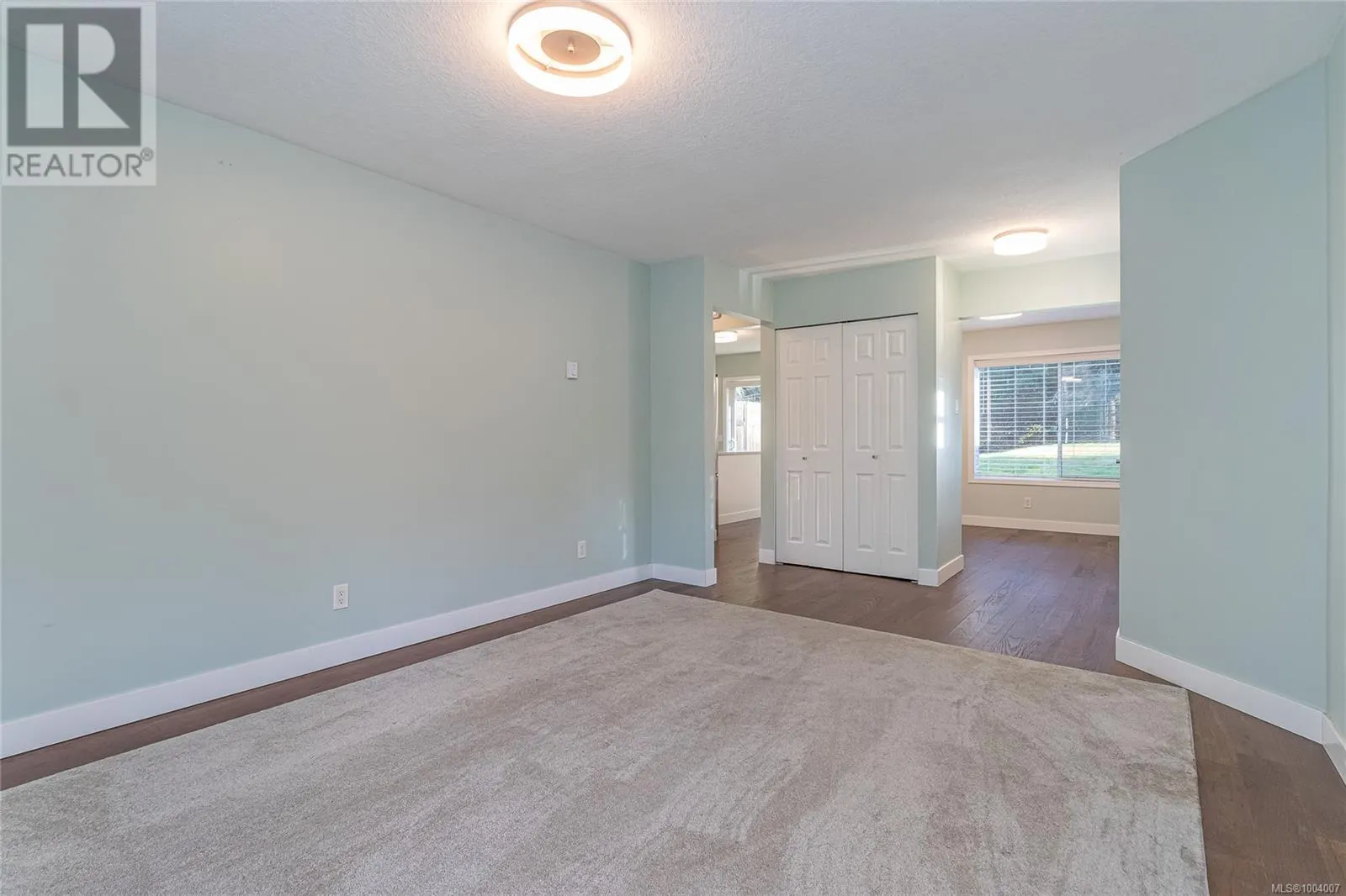 1533 Braddock Rd