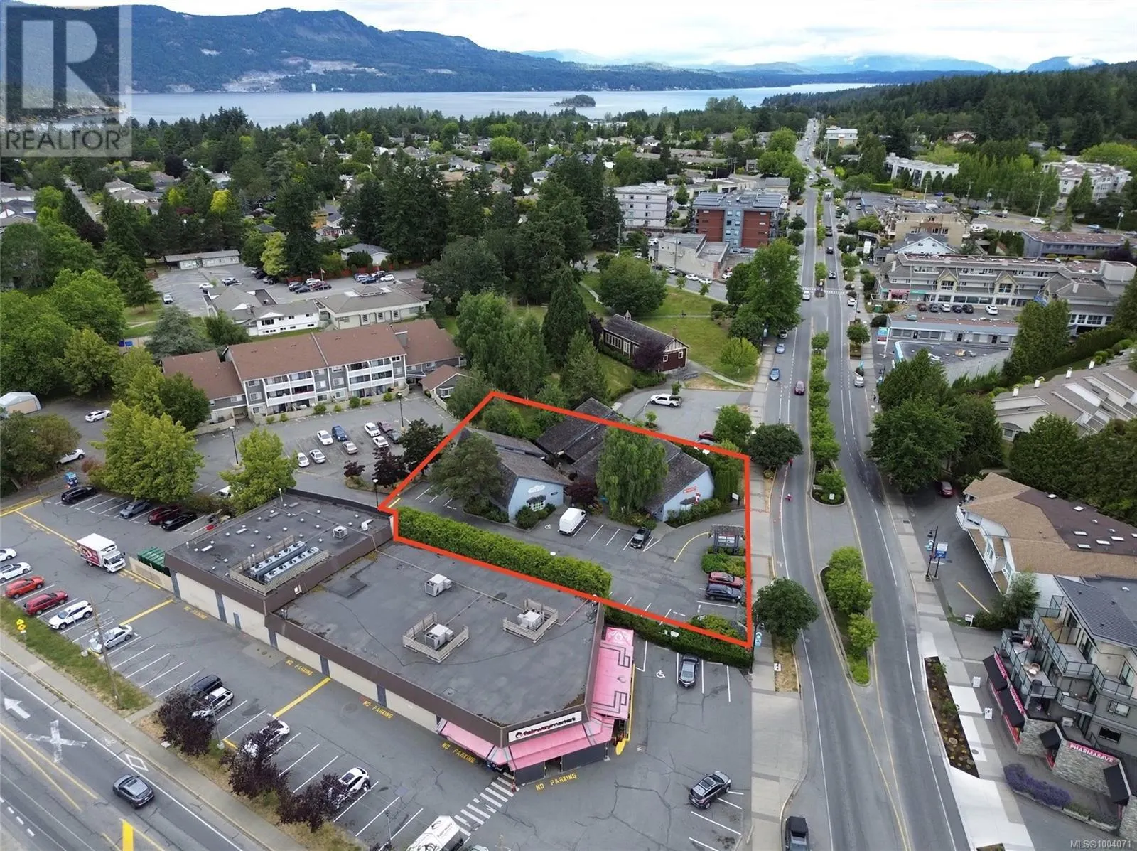 6 7120 West Saanich Rd
