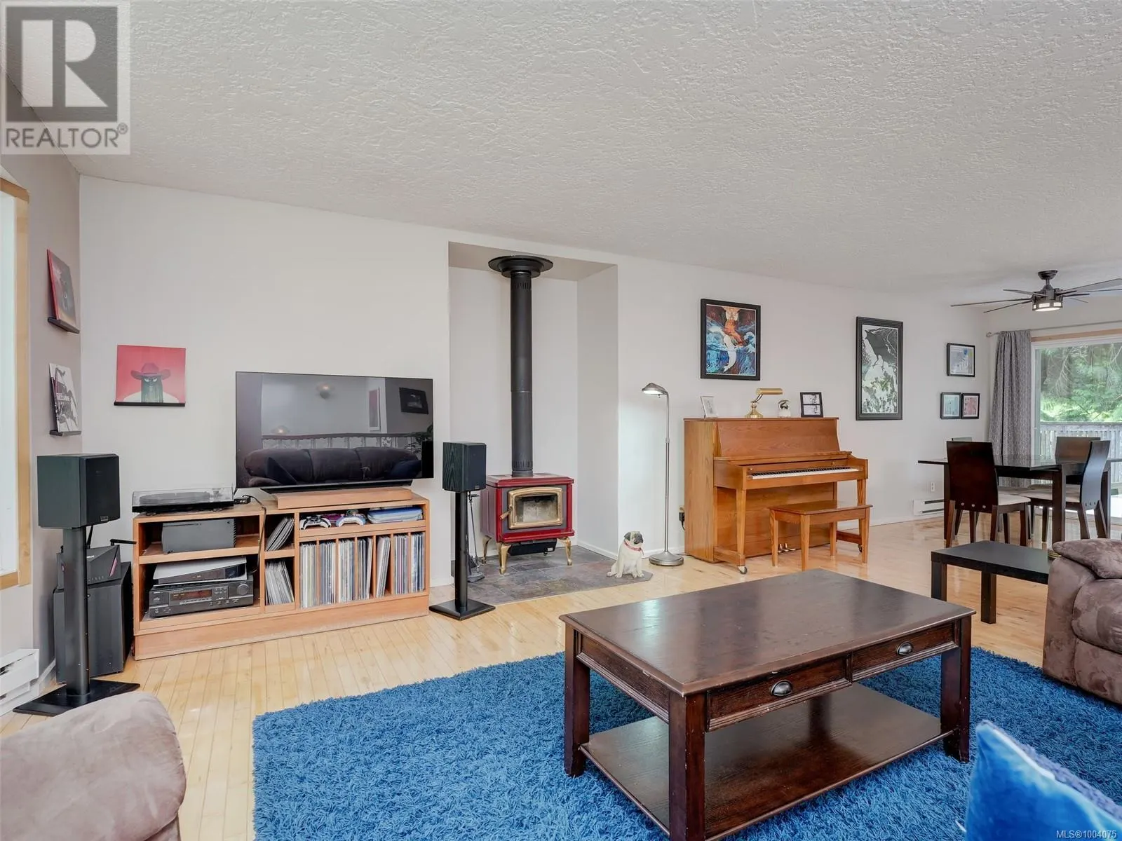 823 Cecil Blogg Dr