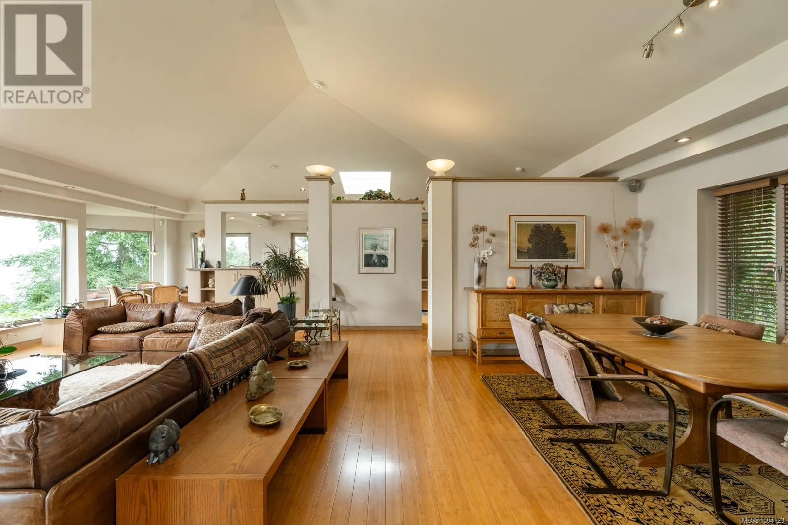 11406 Sycamore Dr