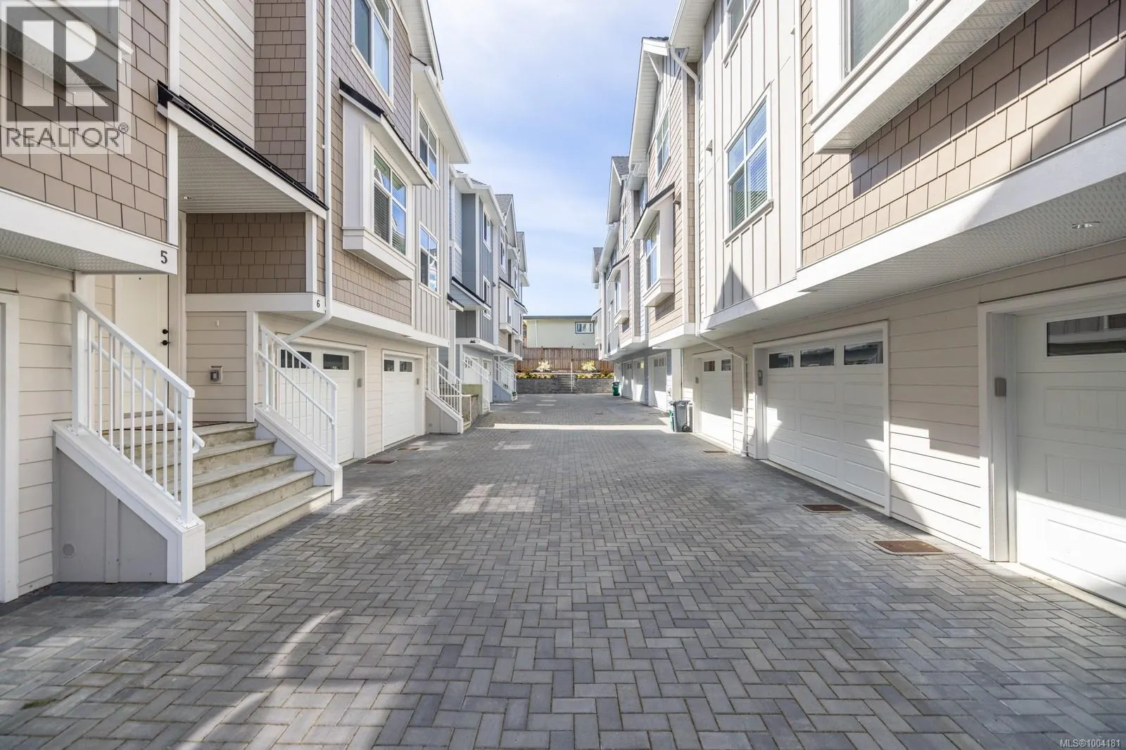 13 10480 Resthaven Dr