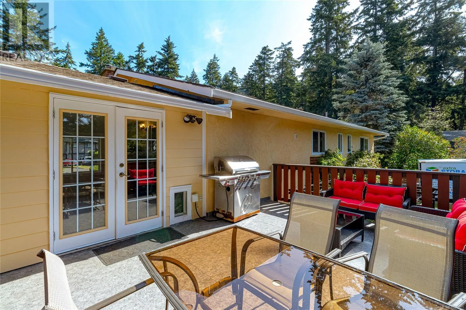 409 Raynerwood Pl