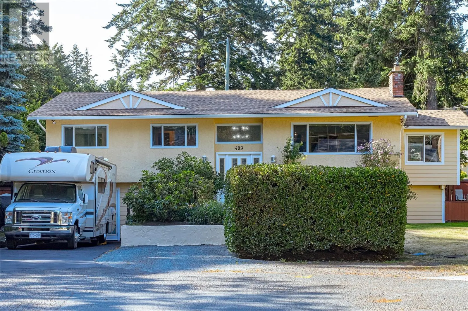 409 Raynerwood Pl