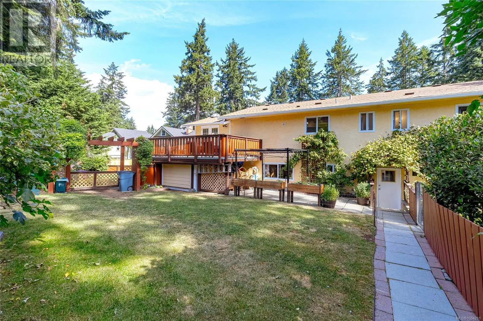 409 Raynerwood Pl