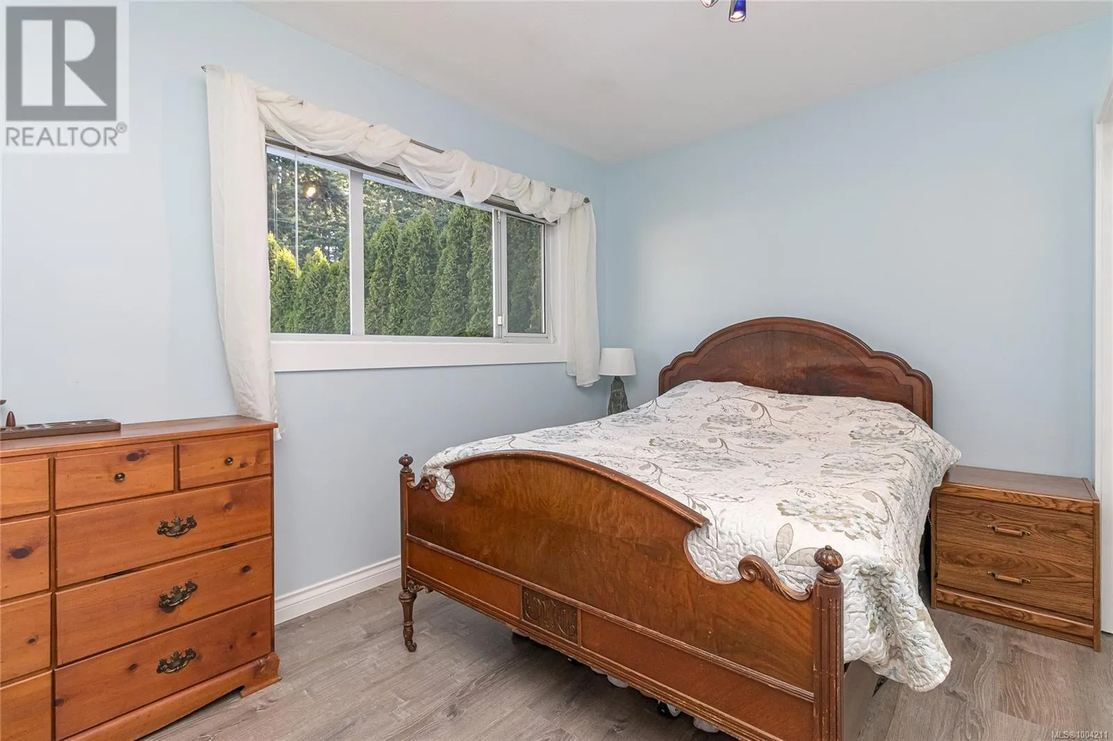 409 Raynerwood Pl