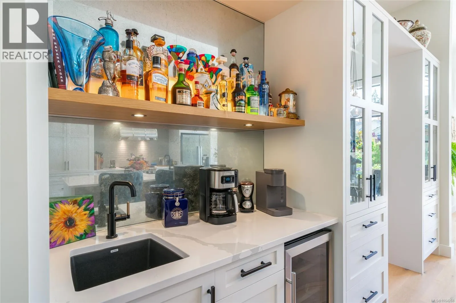863 Claymore Cres