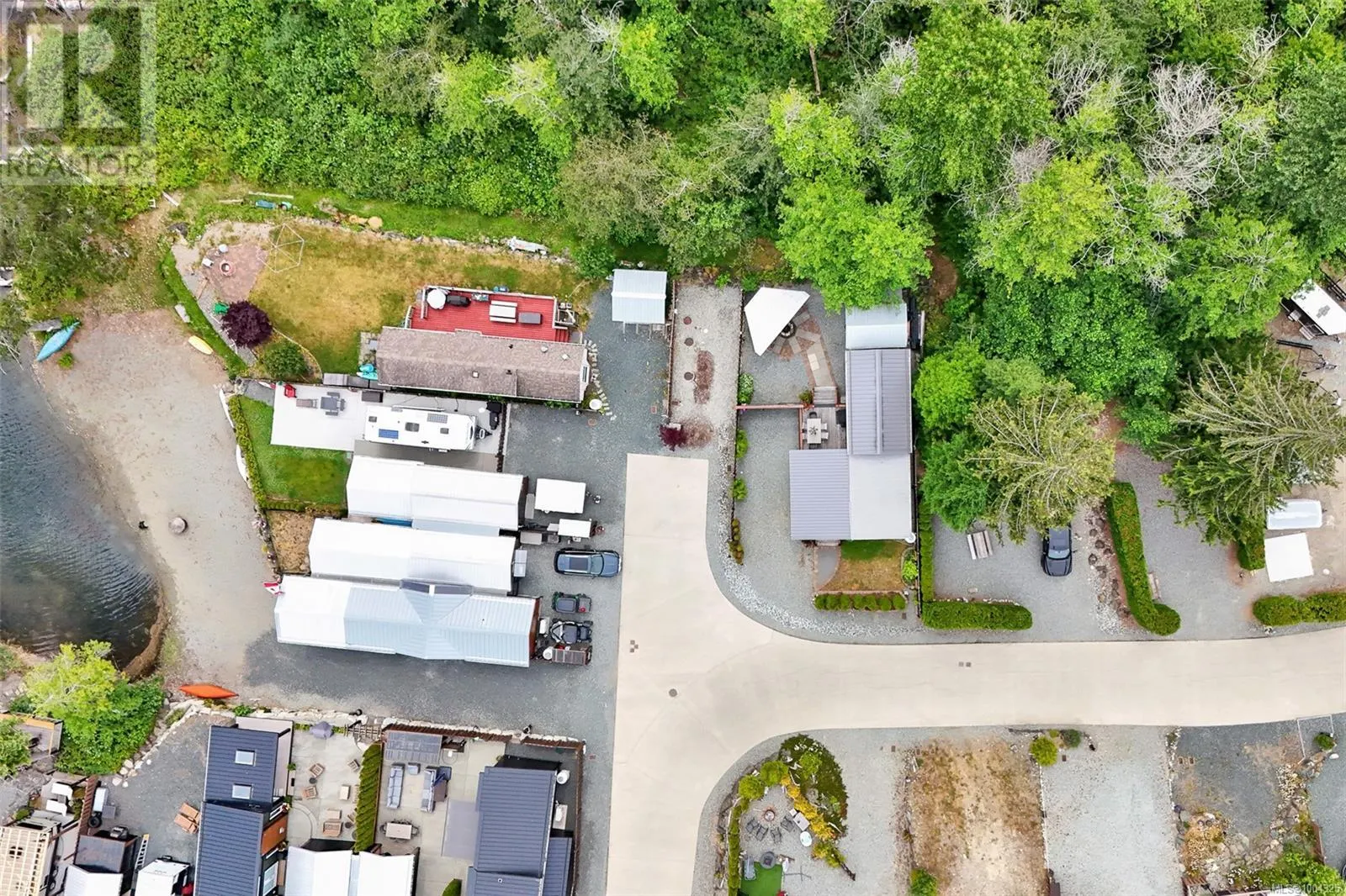 32 10750 Central Lake Rd