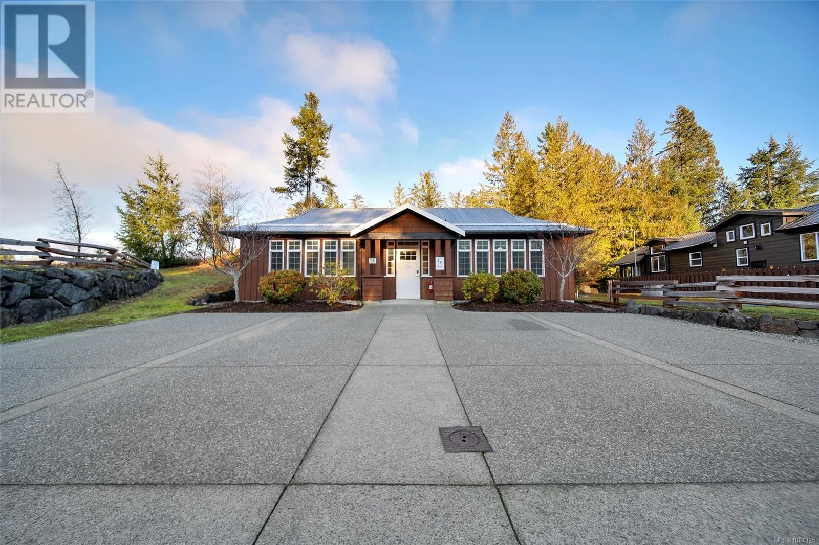 32 10750 Central Lake Rd