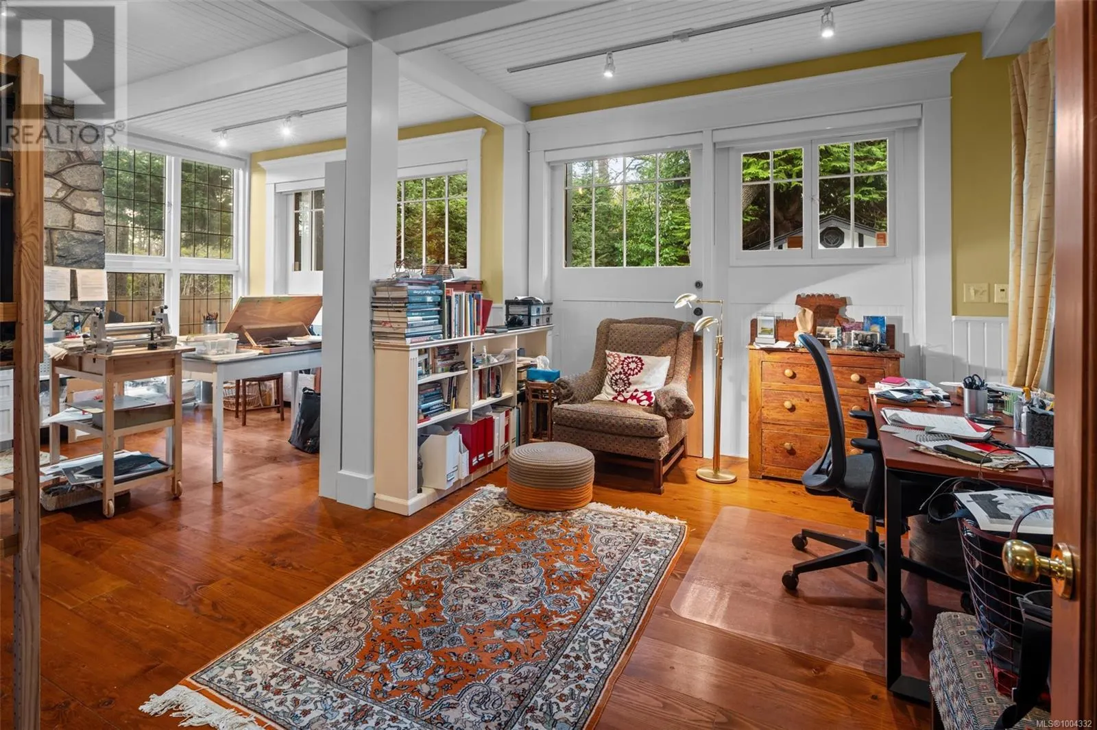 2088 Falkland Pl