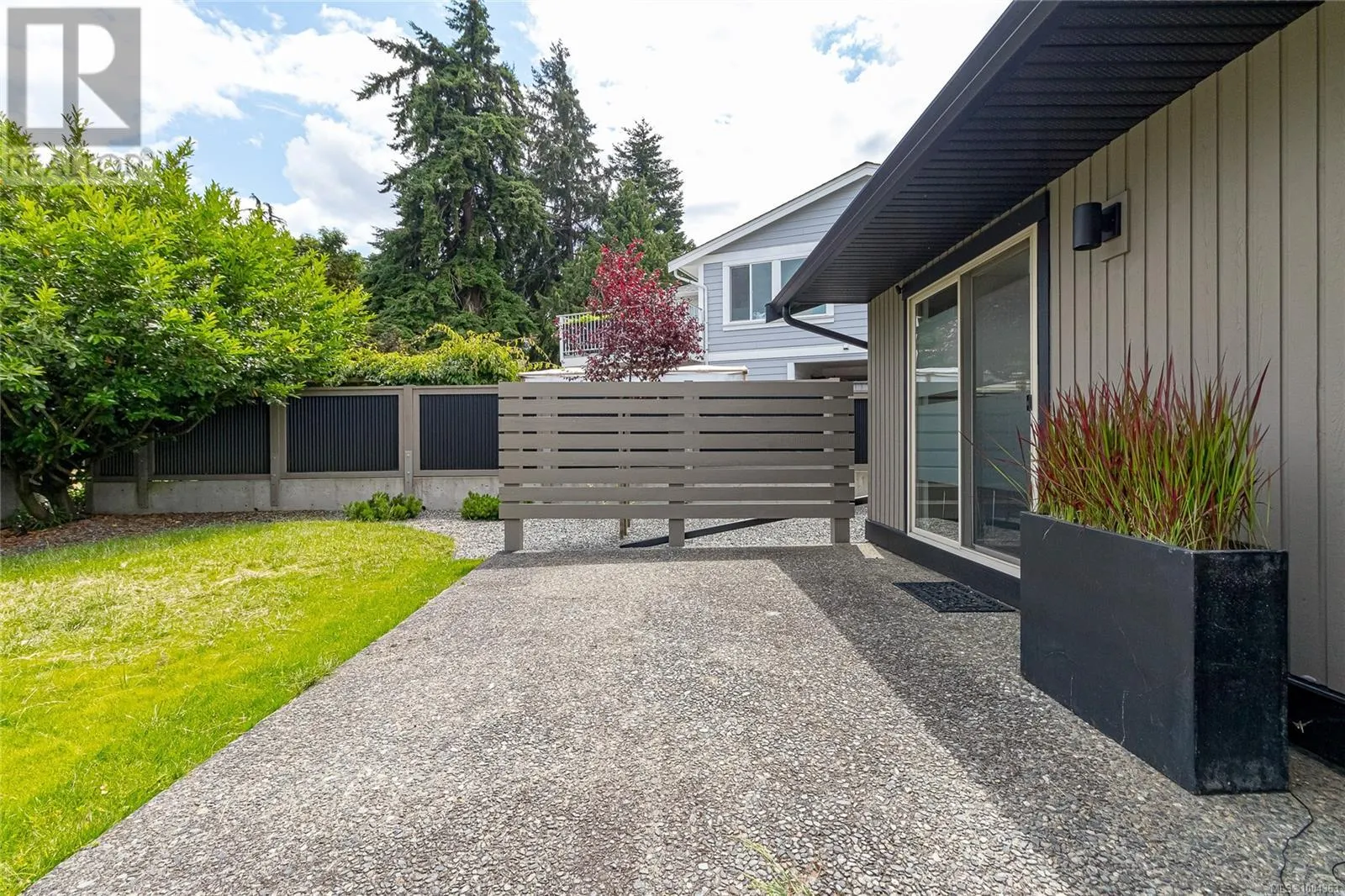93 Cilaire Dr