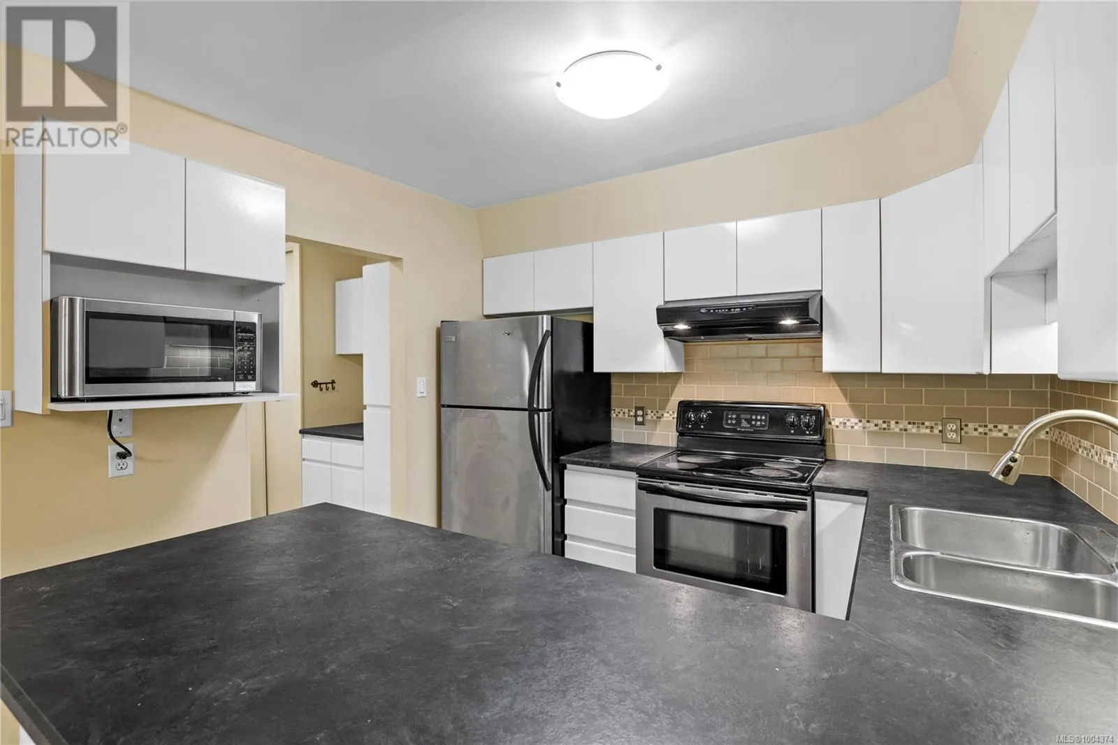 10 111 Wall St