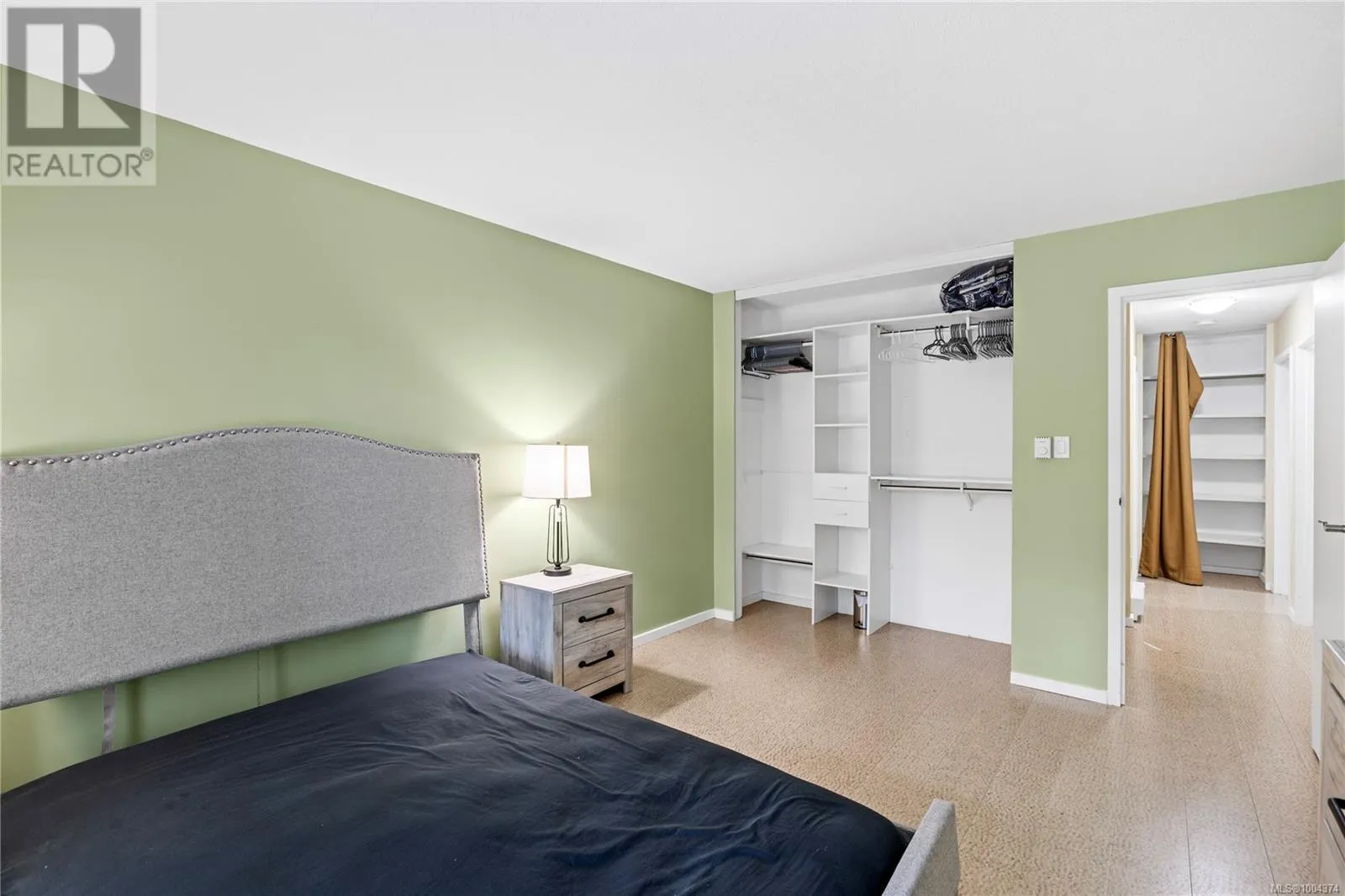10 111 Wall St