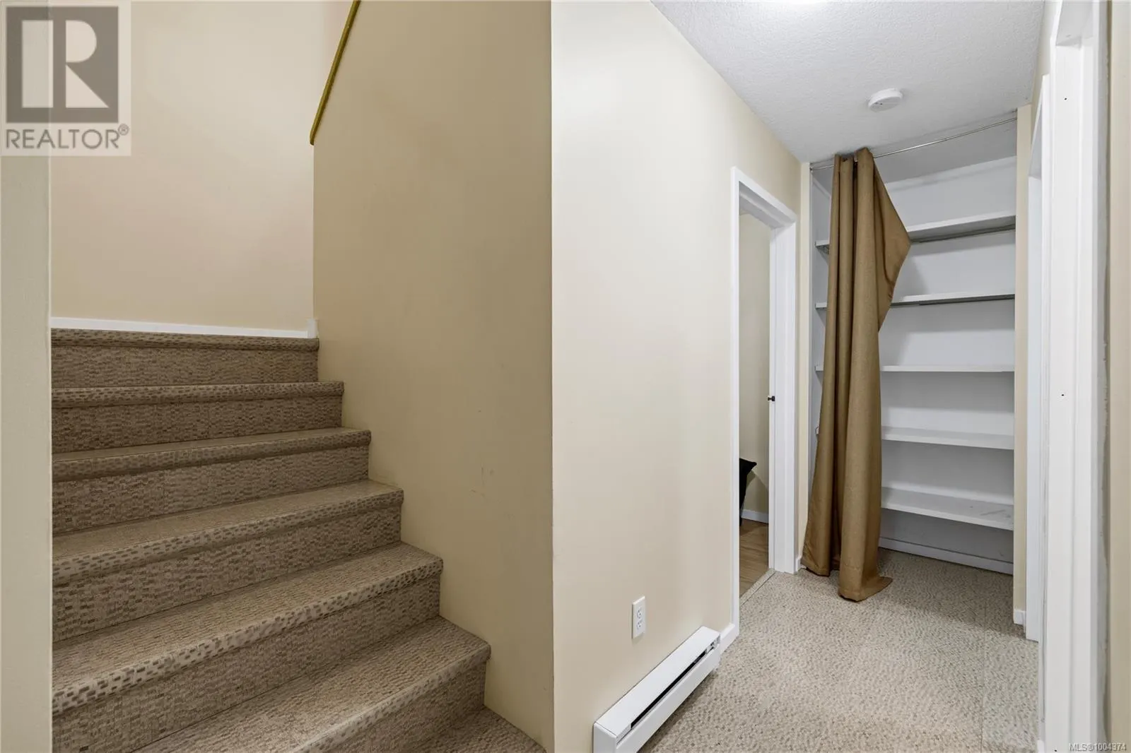 10 111 Wall St