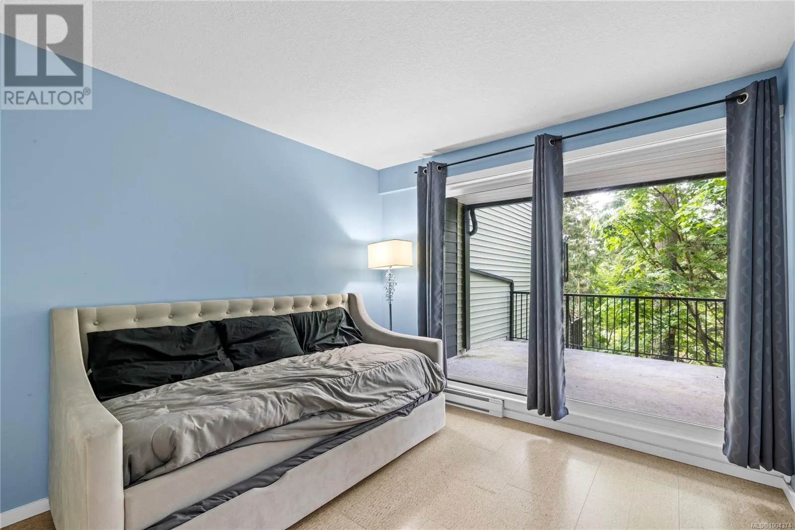 10 111 Wall St