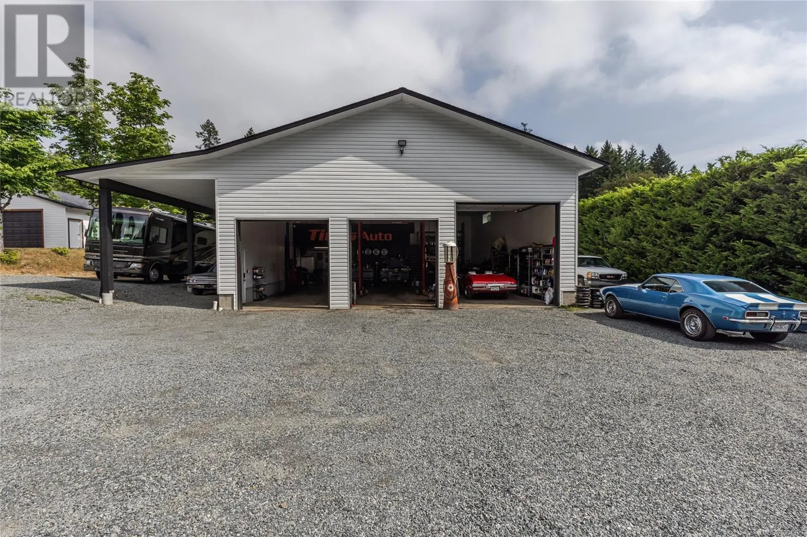 3180 West Rd