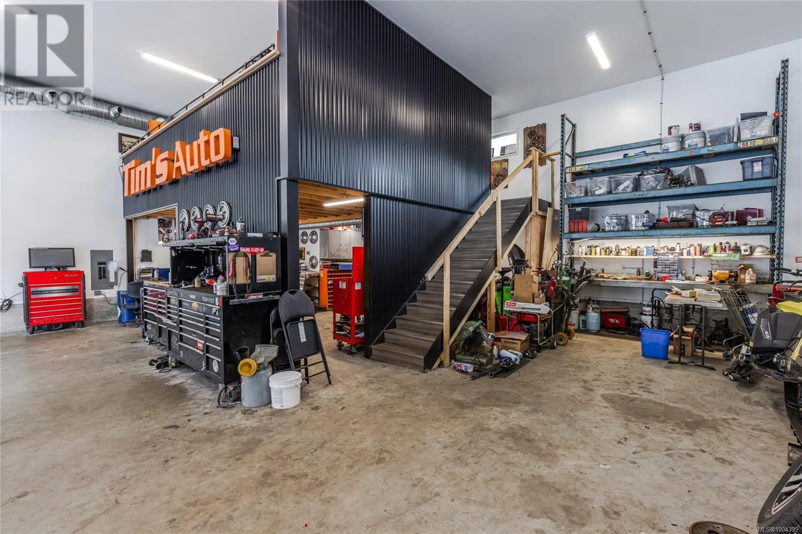 3180 West Rd