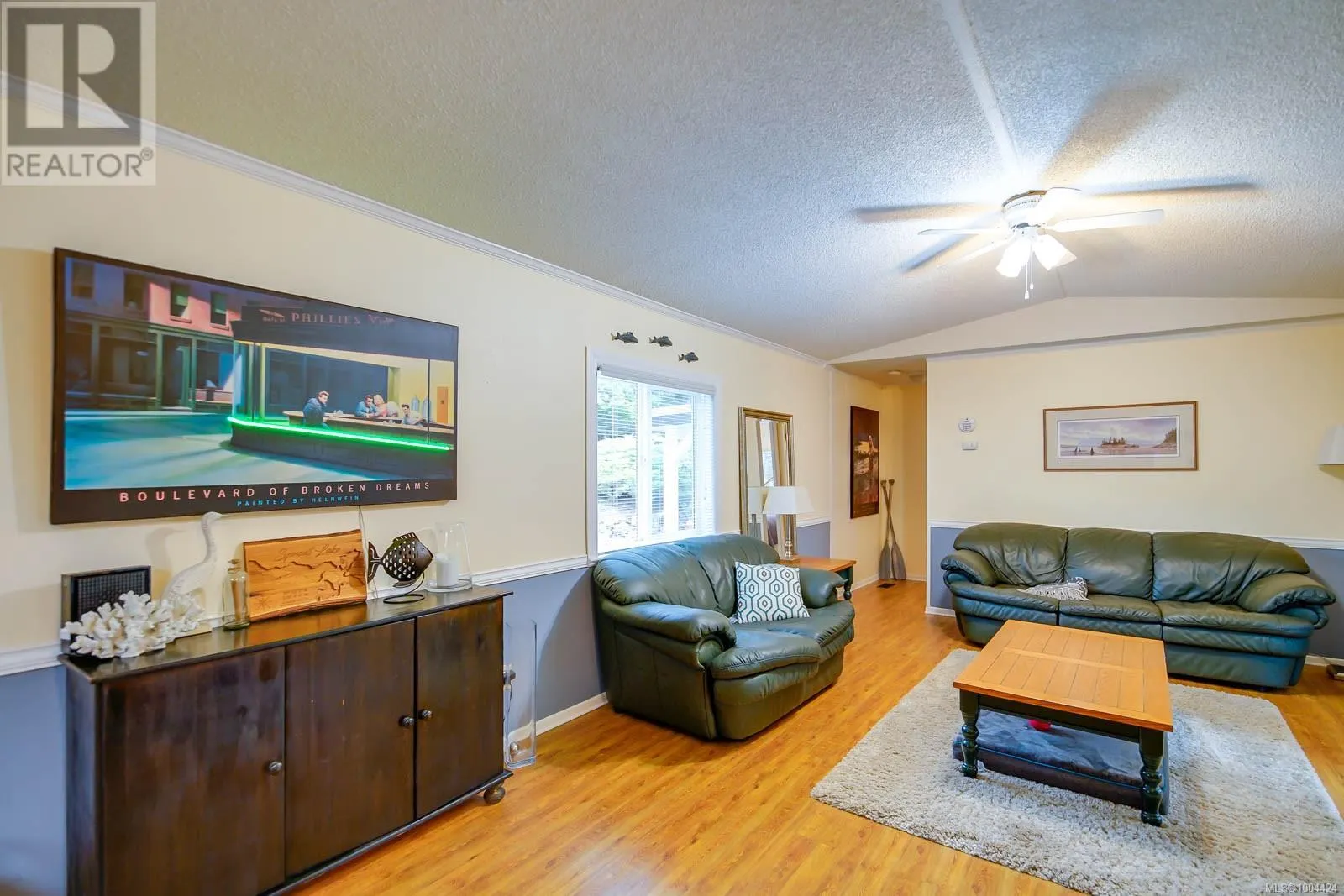 77 10325 Lakeshore Rd