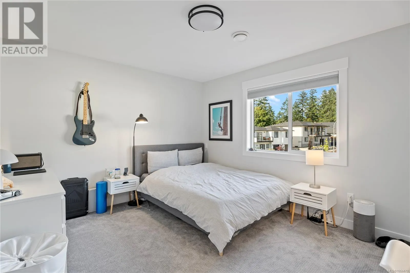 2052 Ernest Lane
