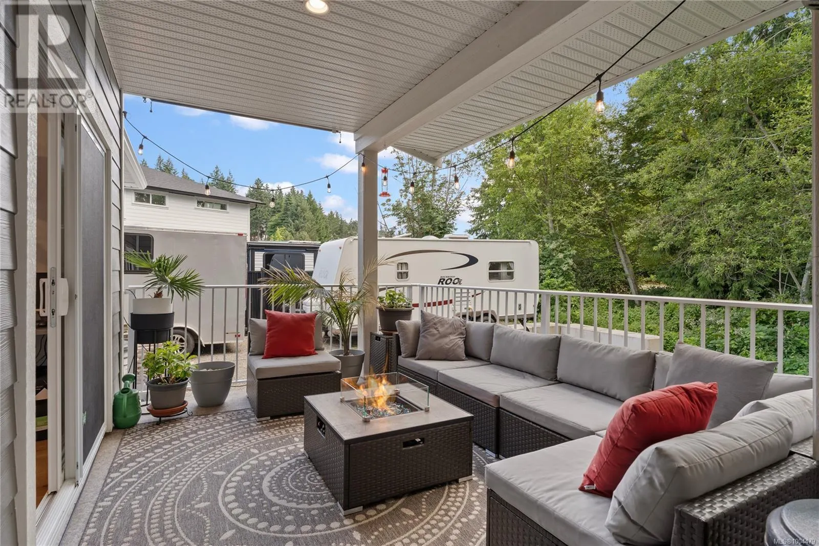 2052 Ernest Lane