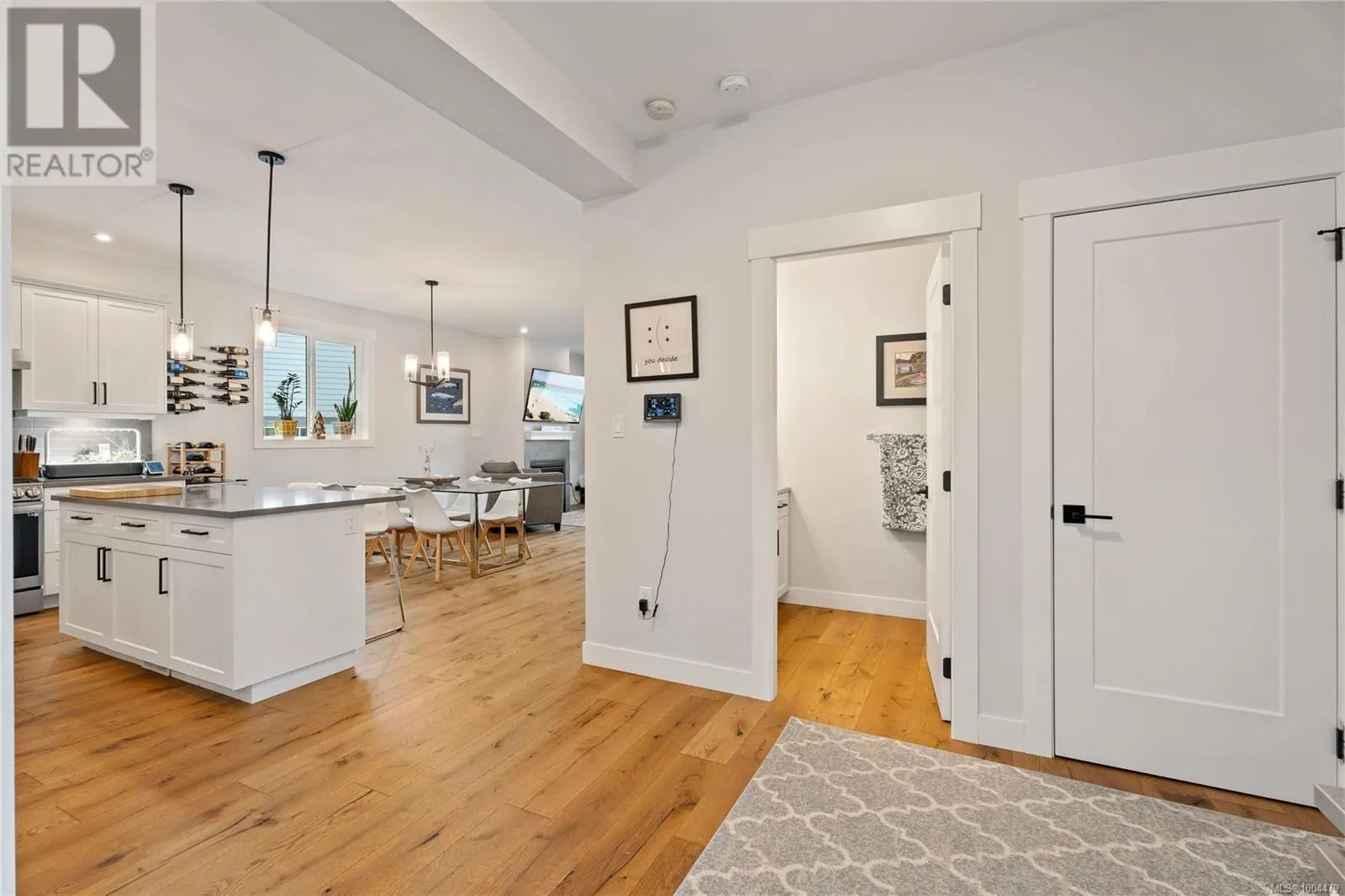 2052 Ernest Lane