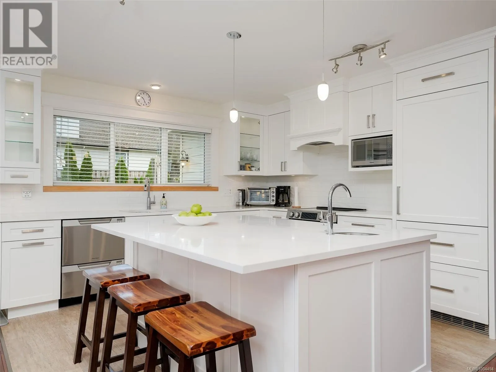 1464 St. Patrick St
