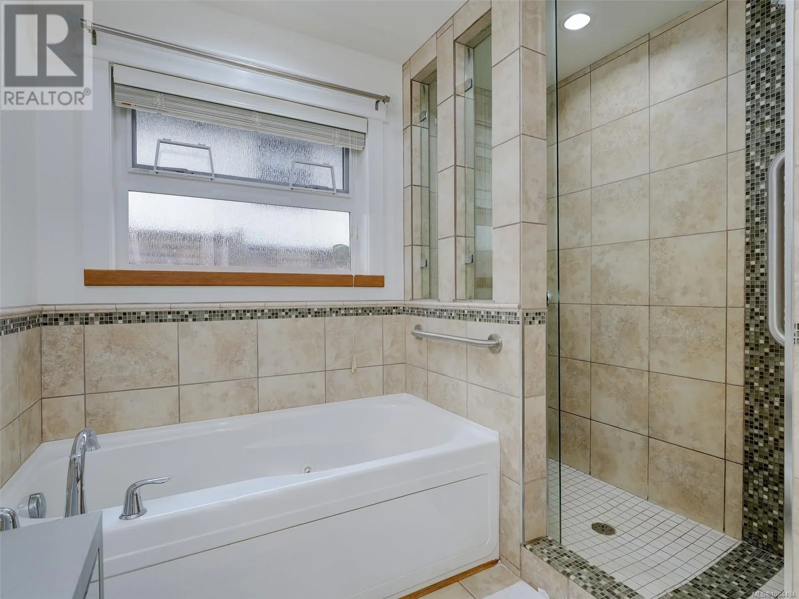 1464 St. Patrick St