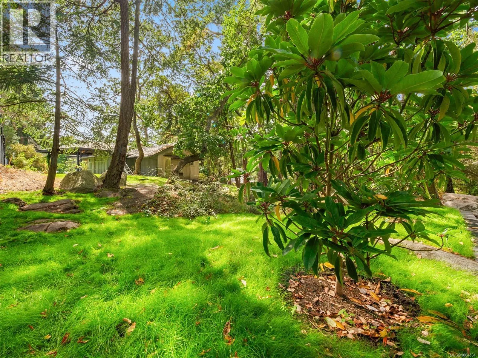 2660 Macdonald Dr E