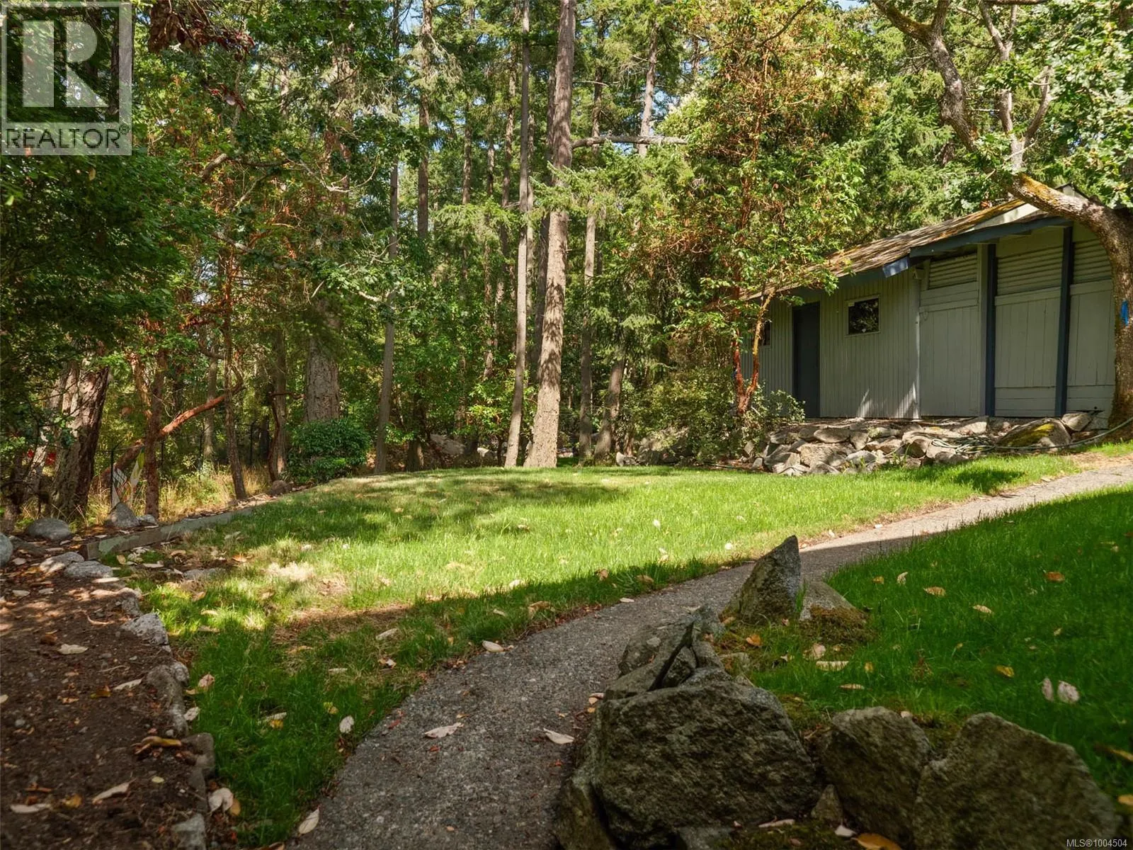 2660 Macdonald Dr E