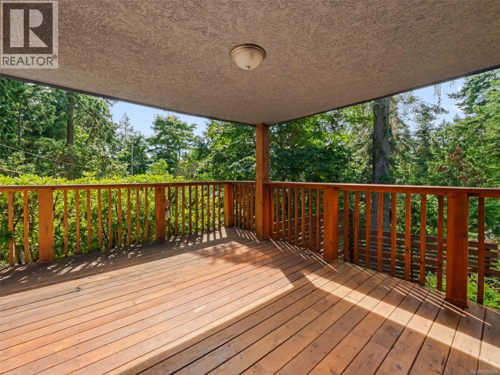 2660 Macdonald Dr E