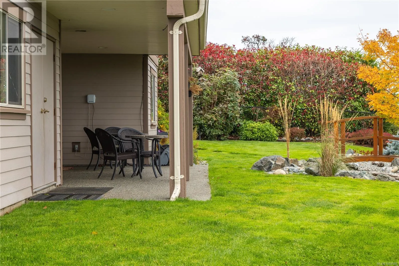 1067 Roxboro Pl