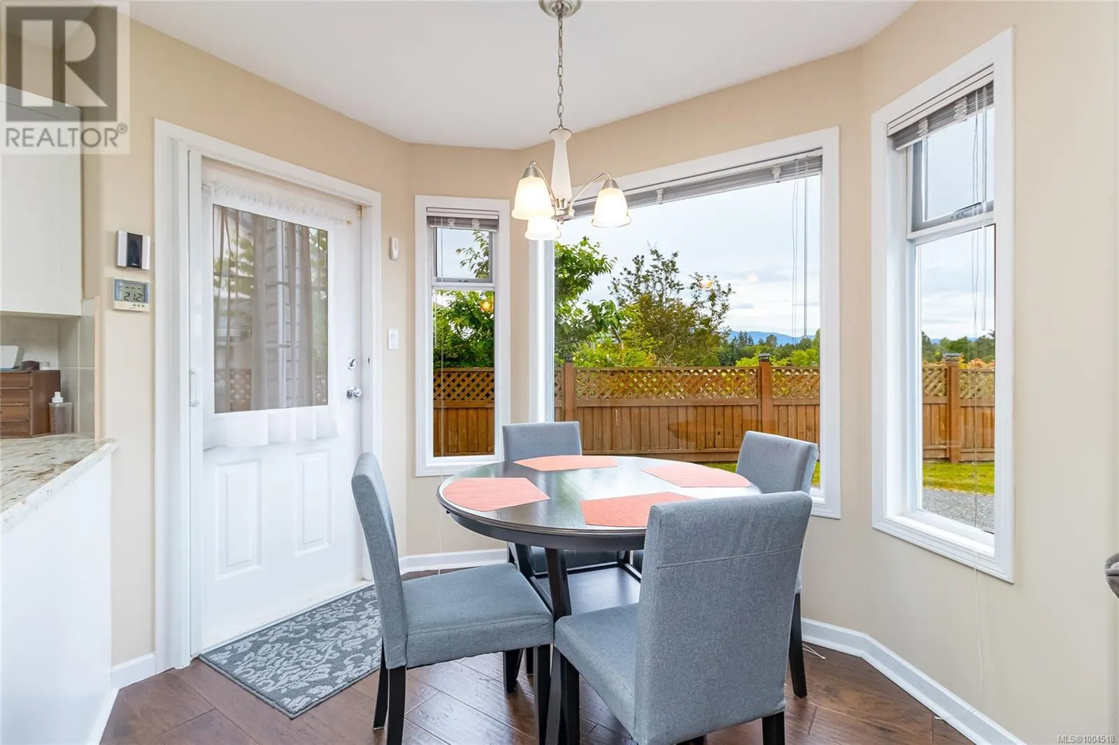 639 Eagle Tree Close